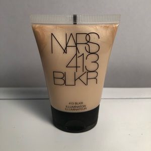 NARS 413 BLKR Illuminator